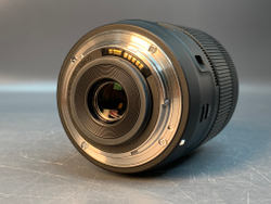 Canon EF-S 18-135mm 3.5-5.6 IS USM