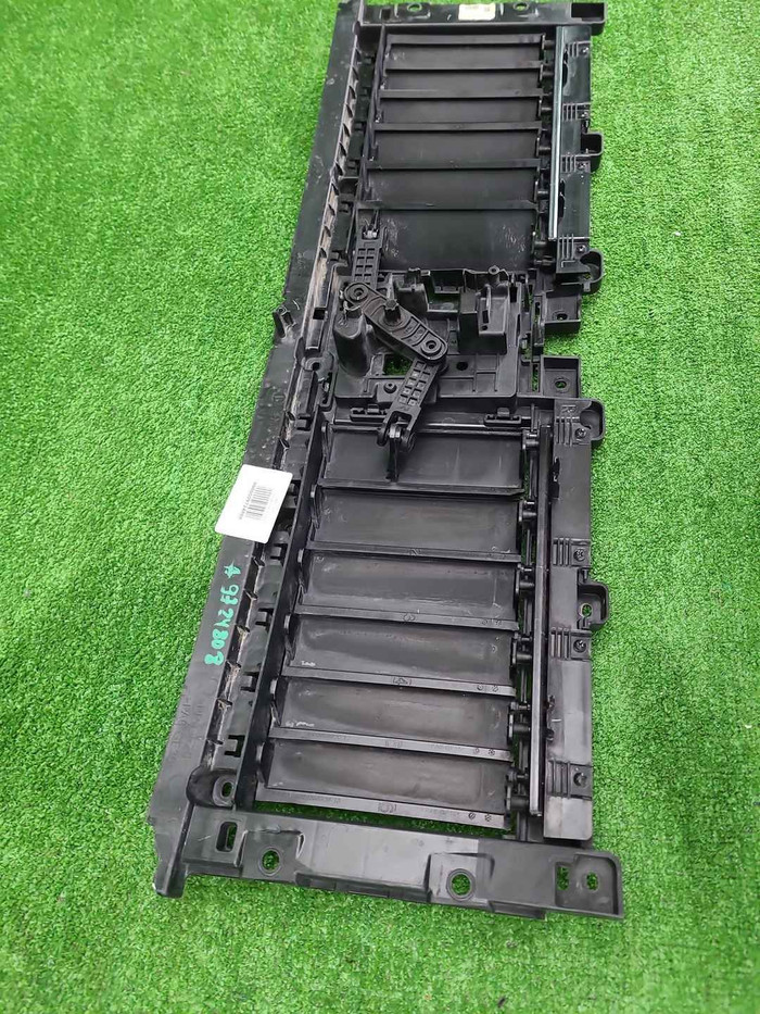Жалюзи радиатора Lynk & Co 900 I (2025-Н.В.)