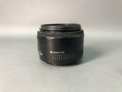 Canon EF 50mm f/1.8 II