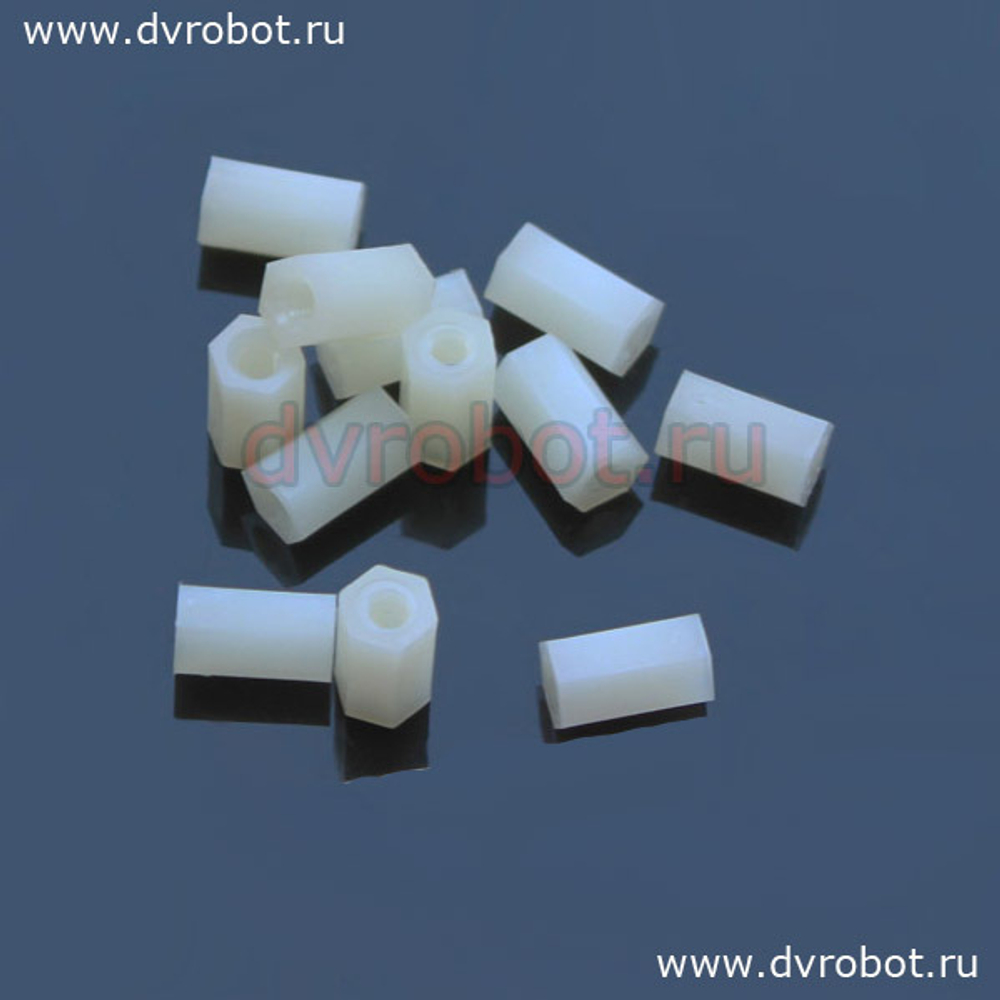 Стойка нейлон M3*8
