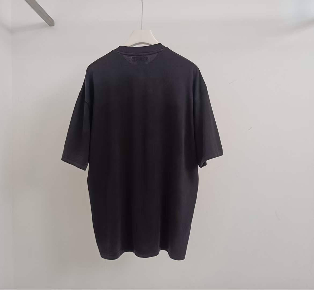 Футболка Vetements