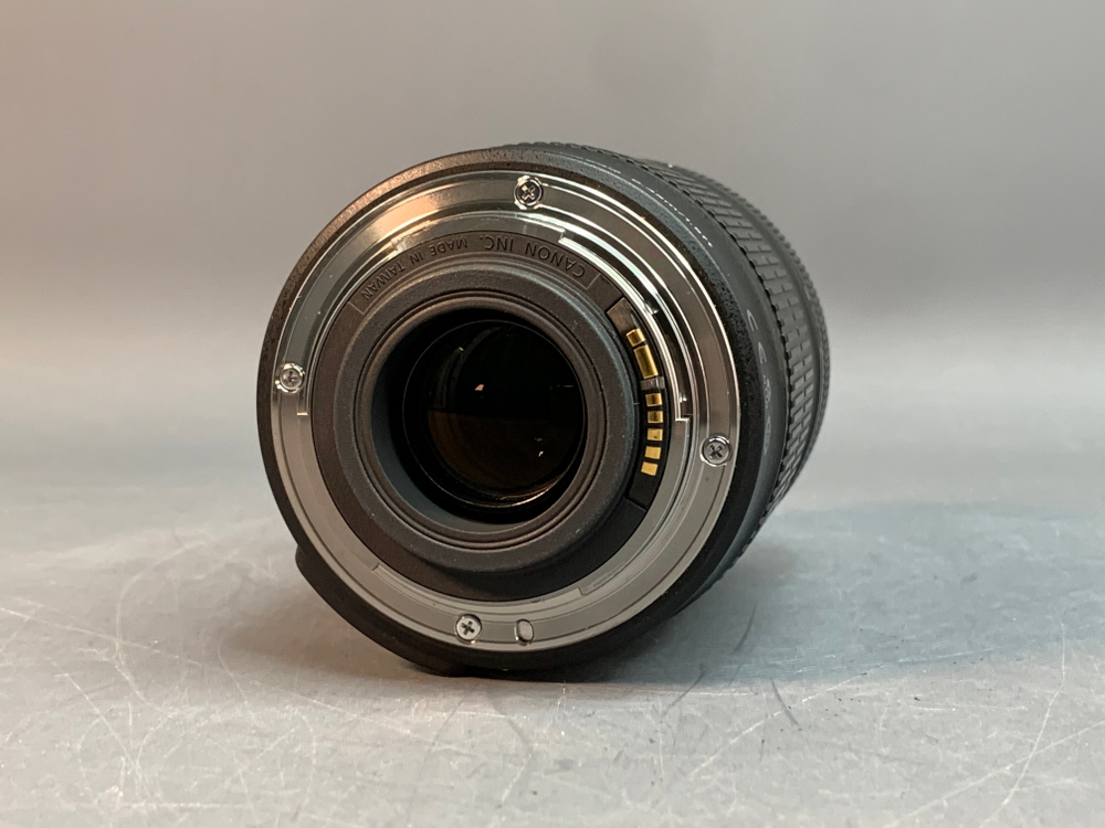 Canon EF-S 18-135mm 3.5-5.6 IS