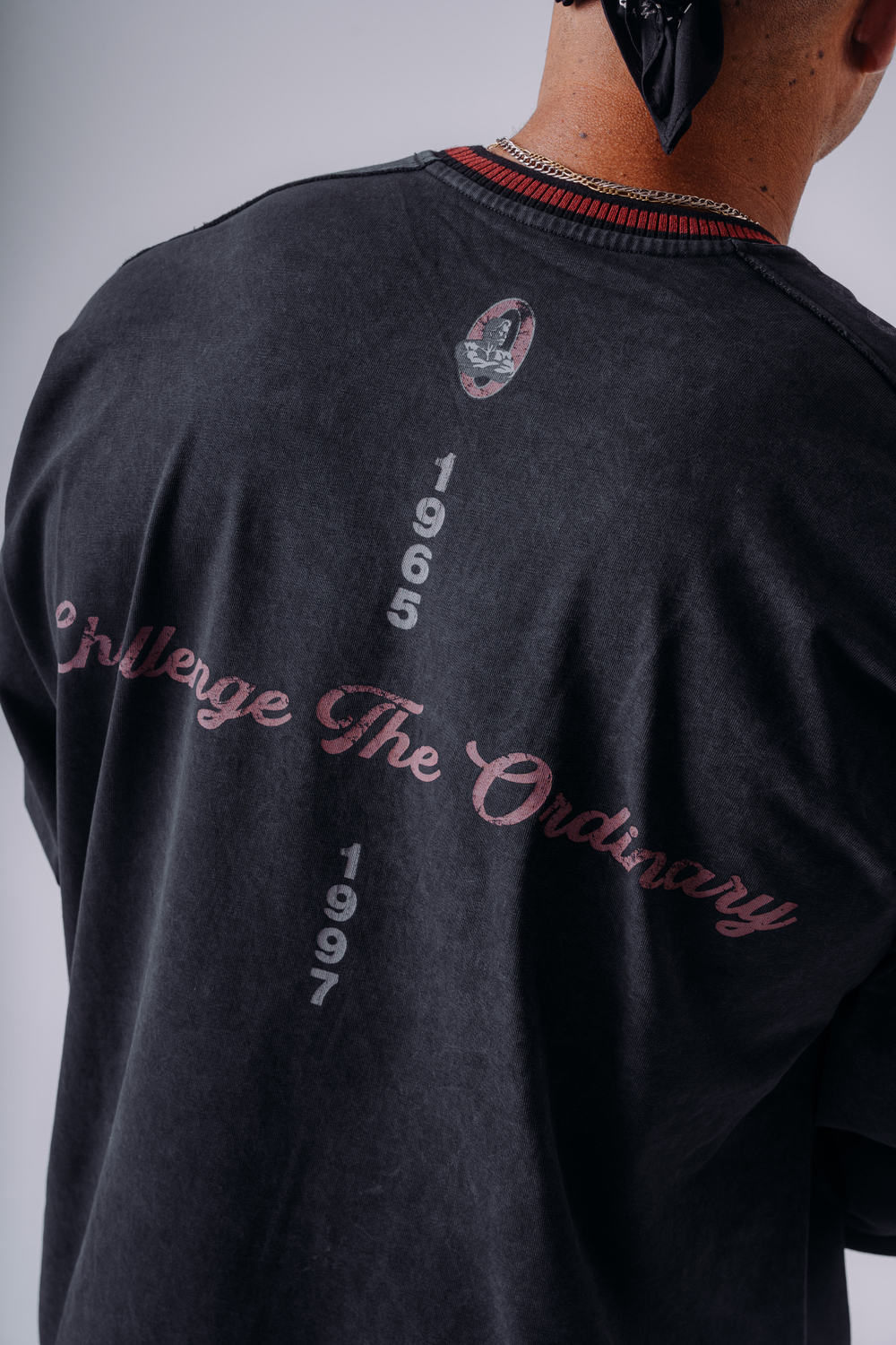Лонгслив NEBBIA x Olympia Long Sleeve T-Shirt 952 Черный
