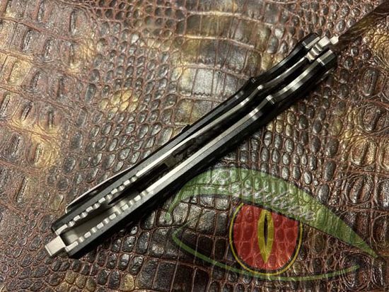 Складной нож Reptilian ВИСТ-01 c клинком из стали D2, рукоять G10