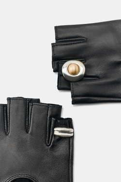 ZARA КОЖАНЫЕ МИТЕНКИ С КОЛЬЦАМИ, ЧЕРНЫЙ