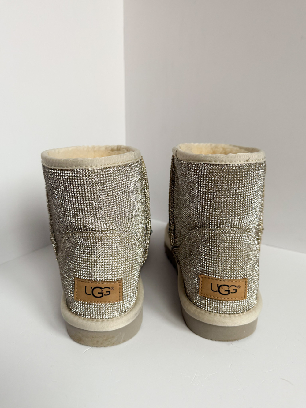 Блестящие угги UGG, 38