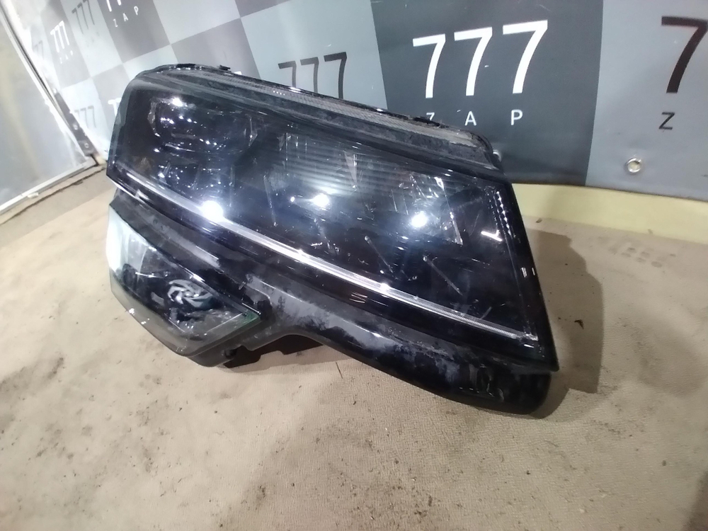 Фара правая LED Skoda Karoq 17-нв Б/У Оригинал 57B941016D
