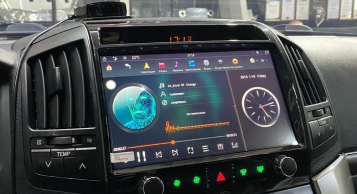 Магнитола для Toyota Land Cruiser 200 2007-2015 (экран климата снизу) - Kuberg ZF-6025L-DSP на Android 9