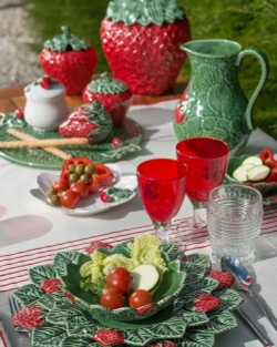 Кувшин Strawberries (2.2 л)
