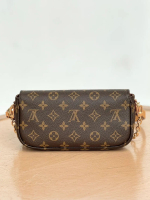 Сумка Louis Vuitton