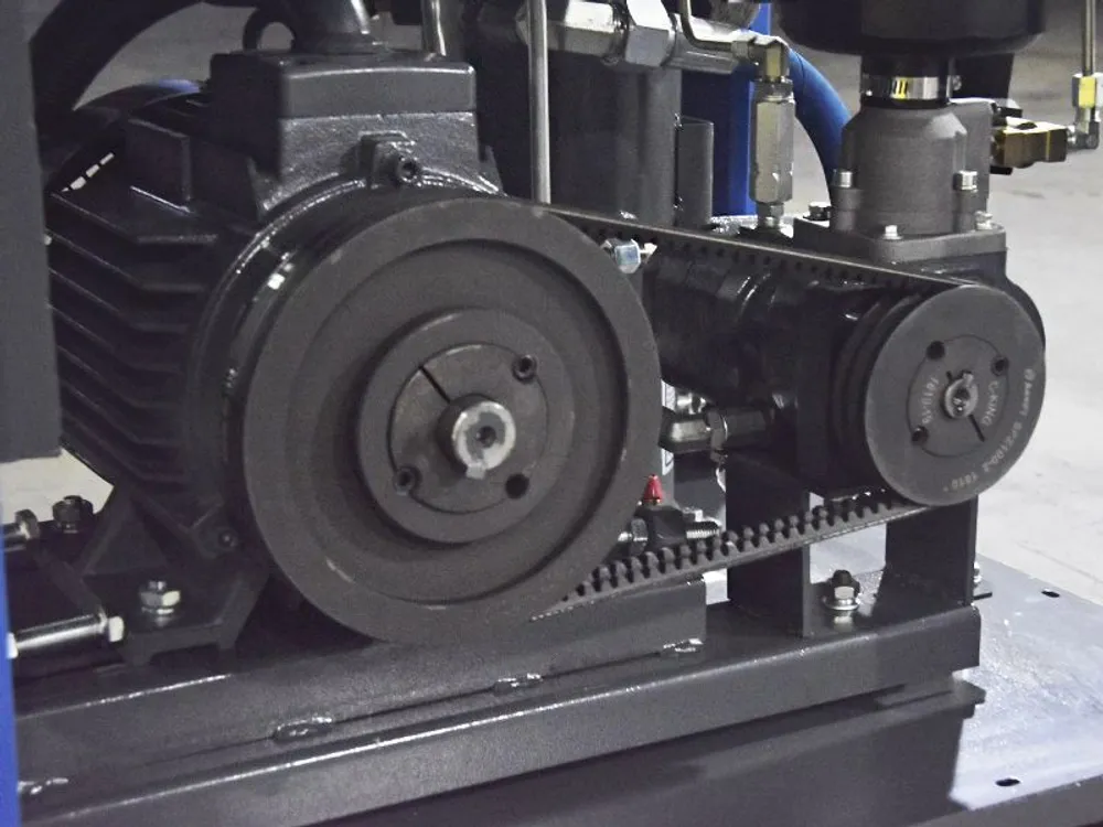 Винтовой компрессор KraftMachine KM11-13рВ-IP54-Hanbell