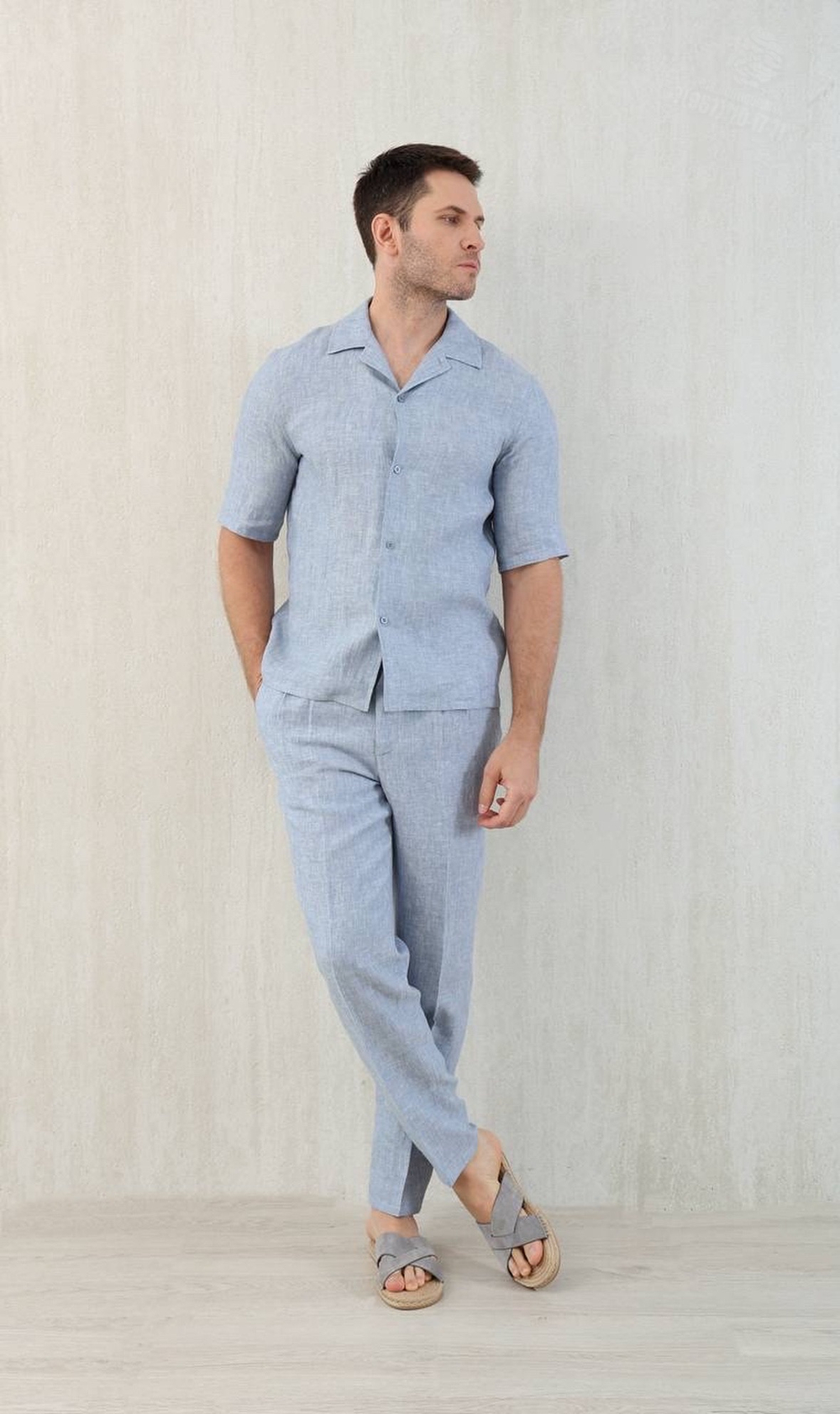 Льняной костюм Brunello Cucinelli