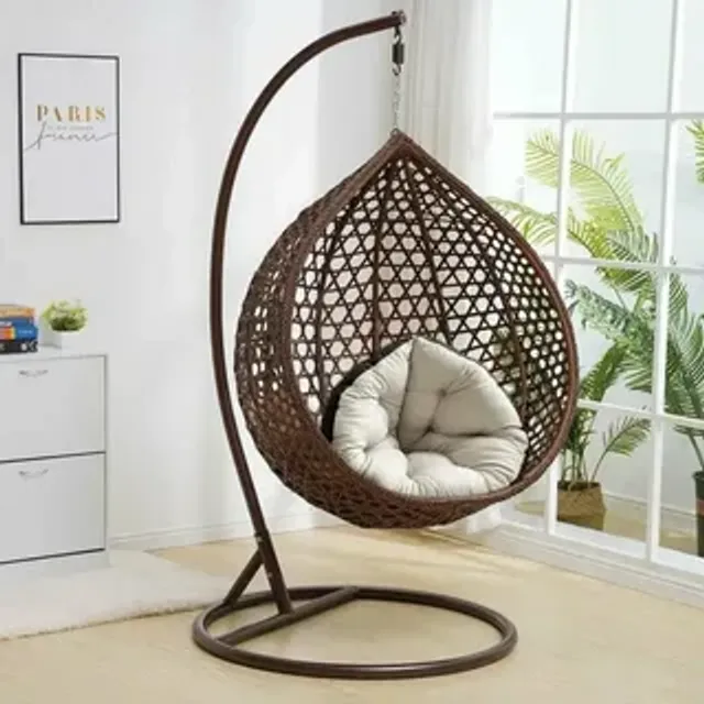 Подвесные кресла из ротанга