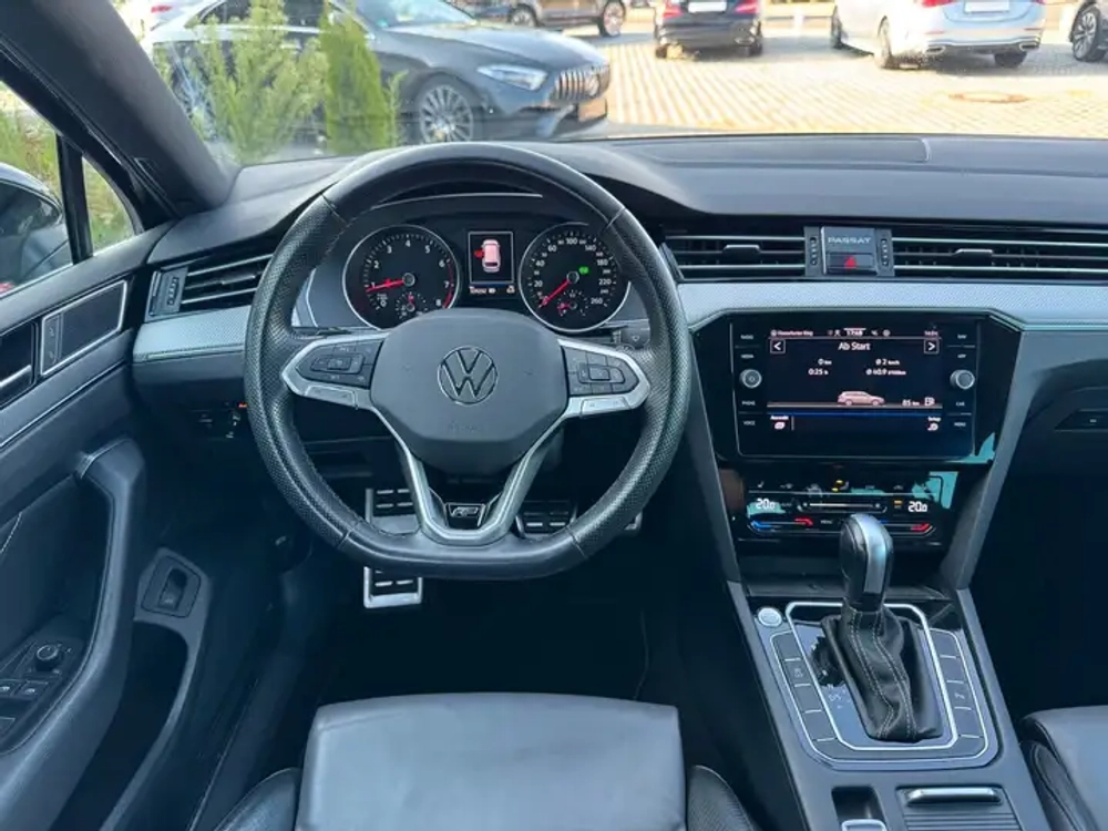 Volkswagen Passat Variant R-Line