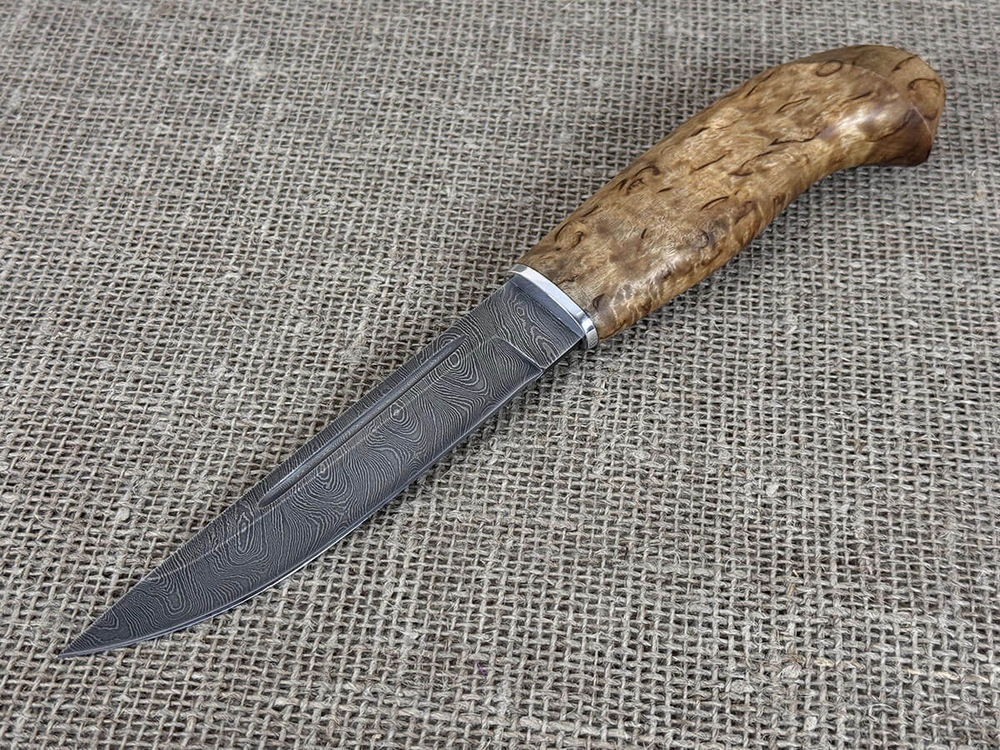 Финский нож Пуукко, дамасская сталь, рукоять карельская берёза