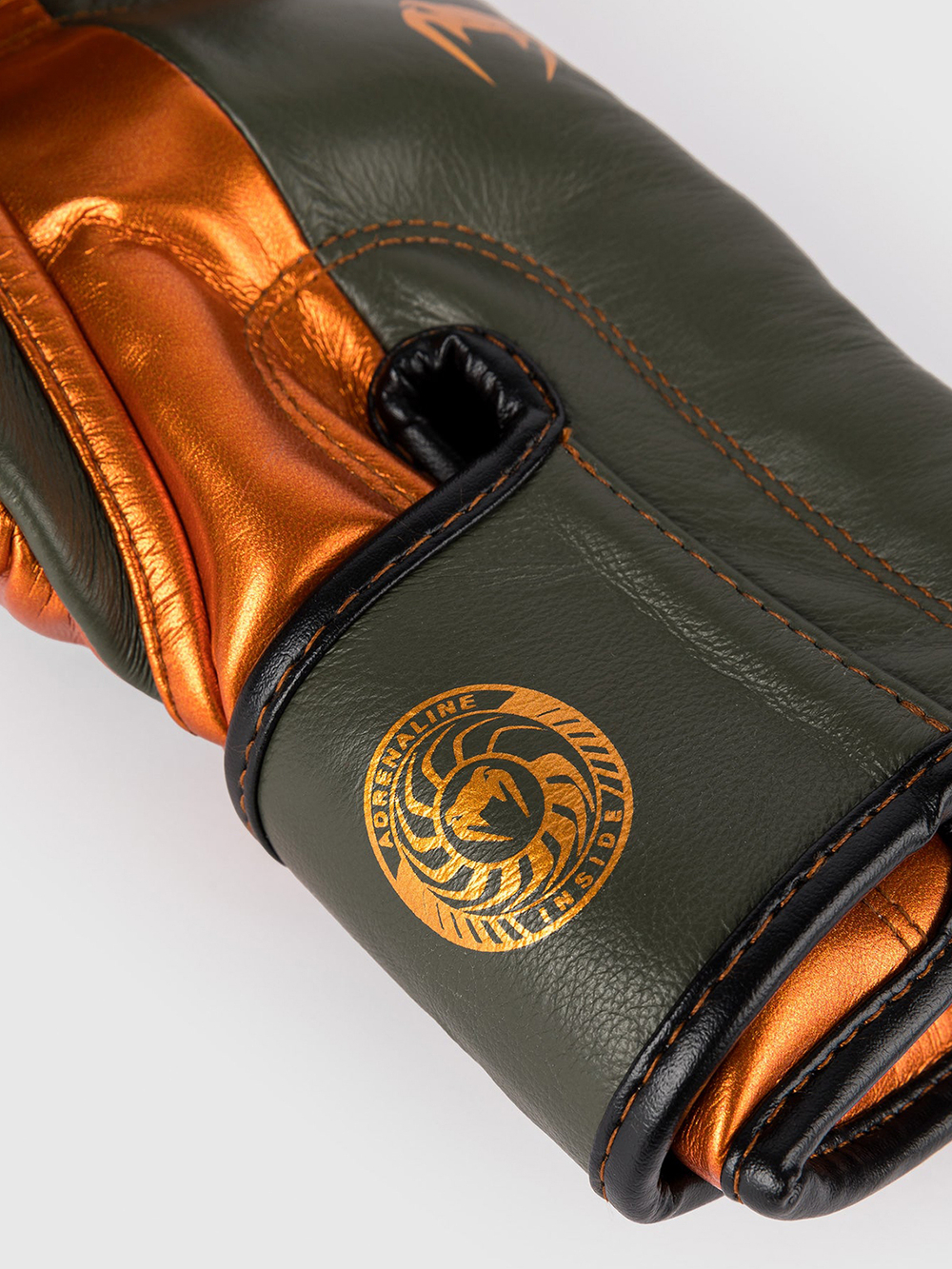 Перчатки боксерские Venum Giant 3.0 Khaki/Bronze