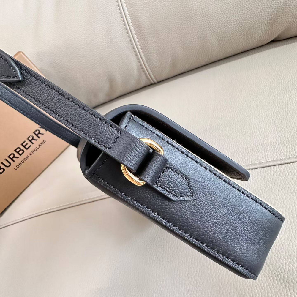 Сумка Burberry