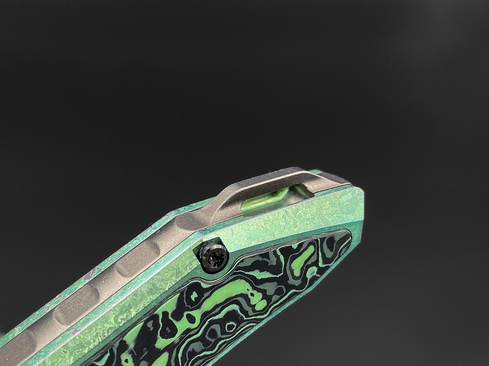 Складной нож Guerrero [M390 green CrystalTi green carbon]