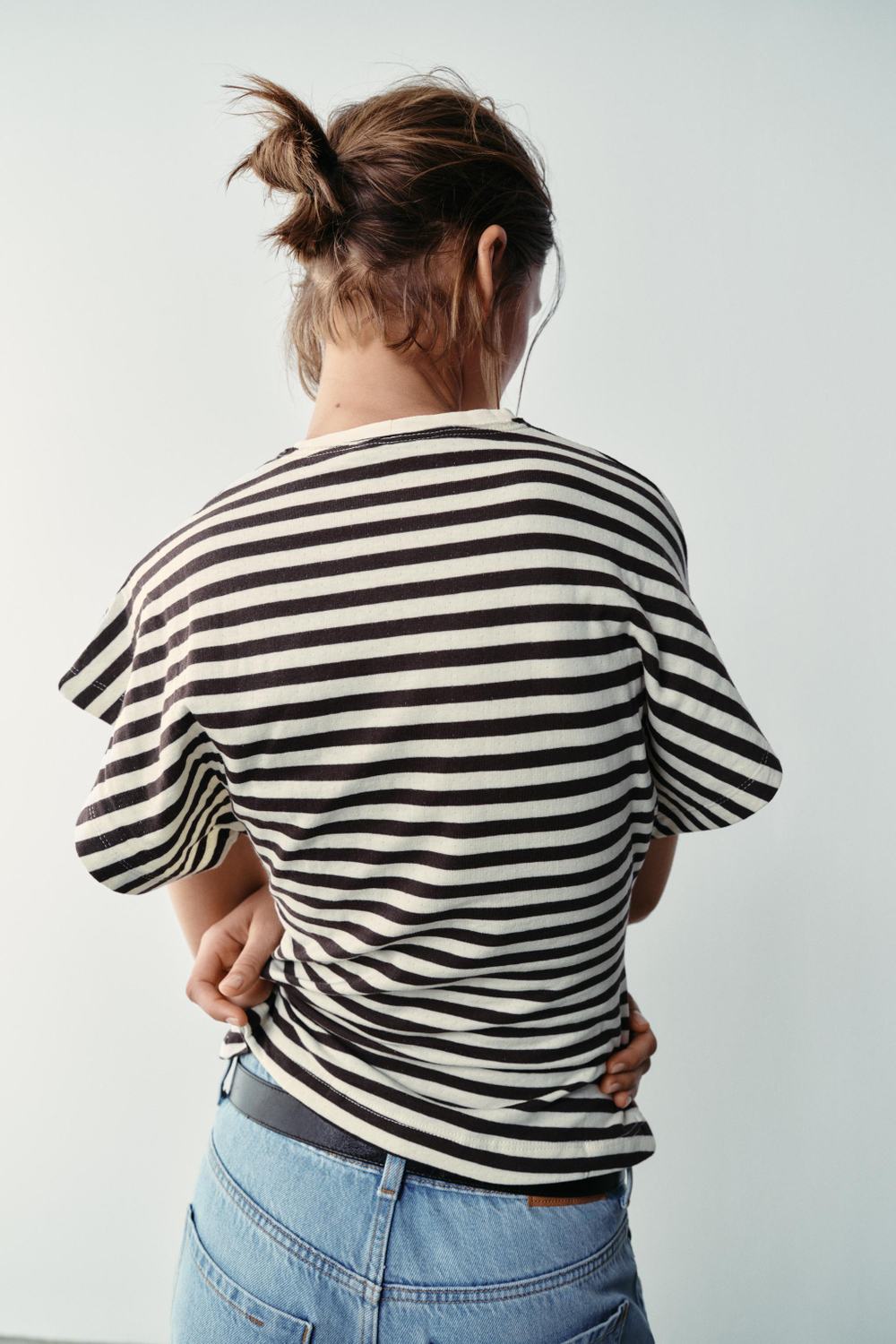 ФУТБОЛКА В ПОЛОСКУ С ШИРОКИМИ РУКАВАМИ — ZARA