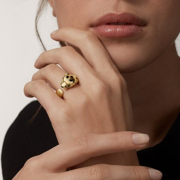 Panthere de Cartier ring medium model в желтом золоте