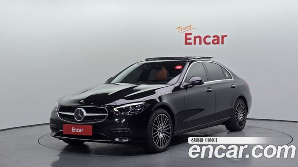 Mercedes-Benz C-Class C200 Avantgarde — 2025