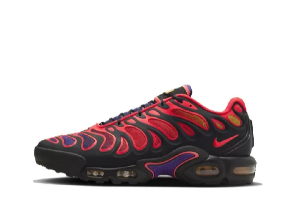 alt="Nike Air Max Plus Drift All Day FD4290-003 черный с градиентом вид сбоку на белом фоне"