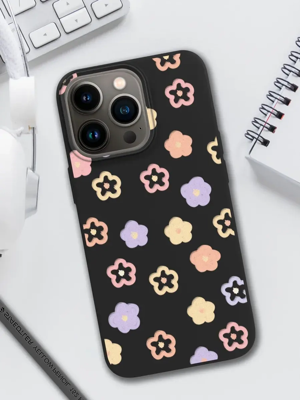 Чехол на iPhone 16 Pro
