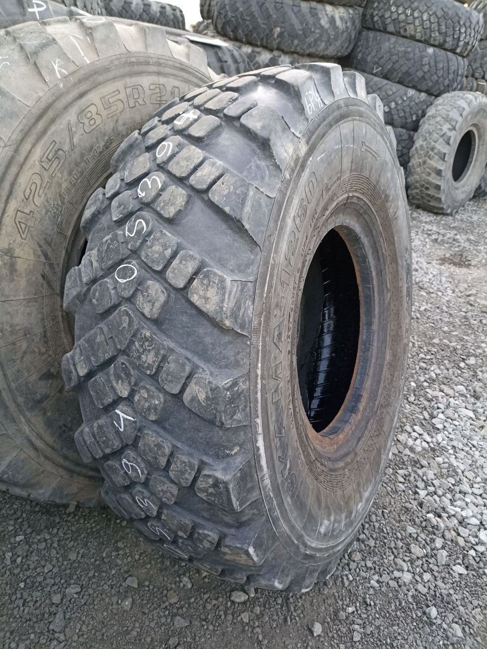 425/85R21 Kama 1260 шина б/у
