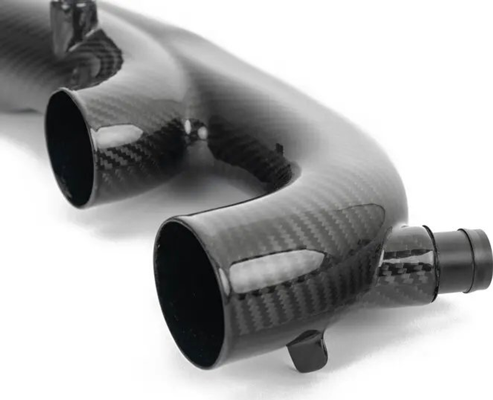 Карбоновый впускной патрубок турбины ECS Tuning B9 RS4/RS5 Carbon Fiber Turbo Inlet Pipe