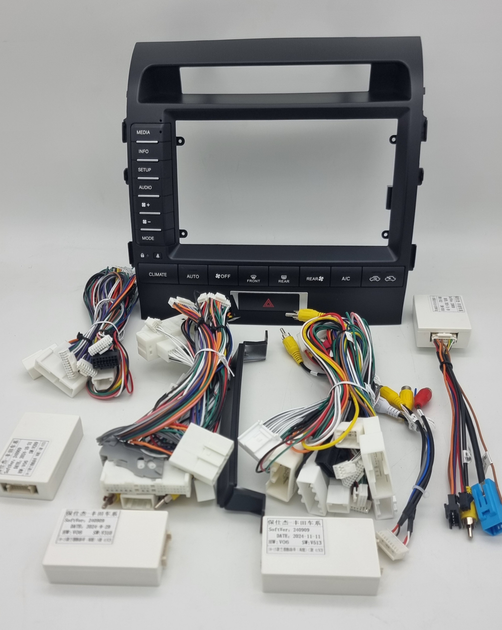 Установочный комплект для TOYOTA Land Cruiser 200 2007-2015 top  KUBERG KP-T9620FW-B