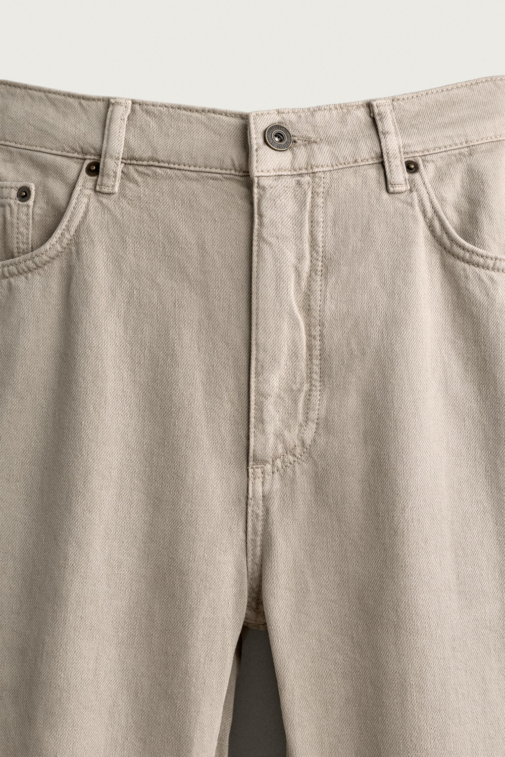 ЛЕГКИЕ ДЖИНСЫ ИЗ ХЛОПКА И КОНОПЛИ — ZARA