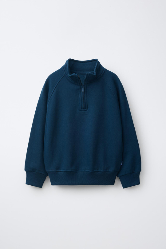 ZARA ОДНОТОННАЯ ТОЛСТОВКА С НАШИВКОЙ, ГОЛУБОЙ