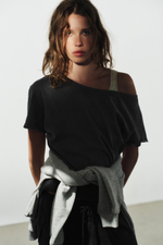 ФУТБОЛКА ИЗ ПЛОТНОГО ХЛОПКА С КОРОТКИМИ РУКАВАМИ — ZARA