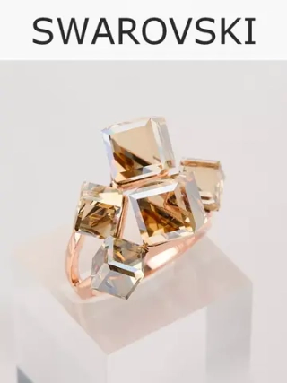 Кольцо коктейльное Мираж с кубиками Swarovski цвета шампань