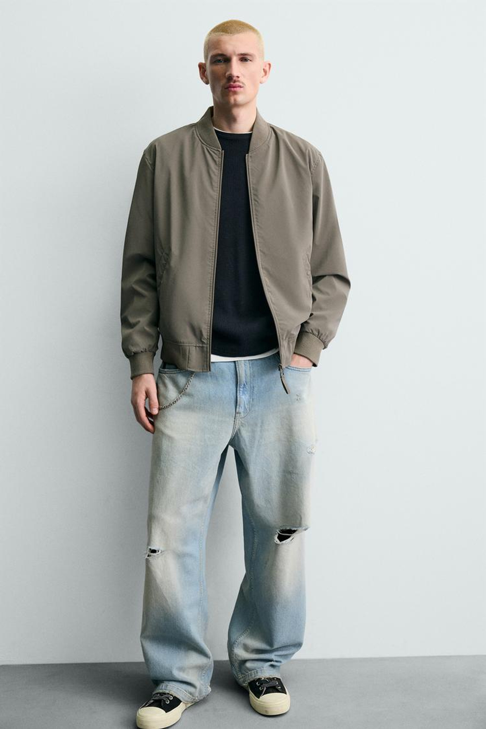 ZARA БОМБЕР ИЗ ВЫСОКОТЕХНОЛОГИЧНОЙ ТКАНИ, СЕРО/КОРИЧНЕВЫЙ