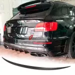 Карбоновый спойлер на крышку багажника для Bentley Bentayga 2015-2020 Бентли Бентайга