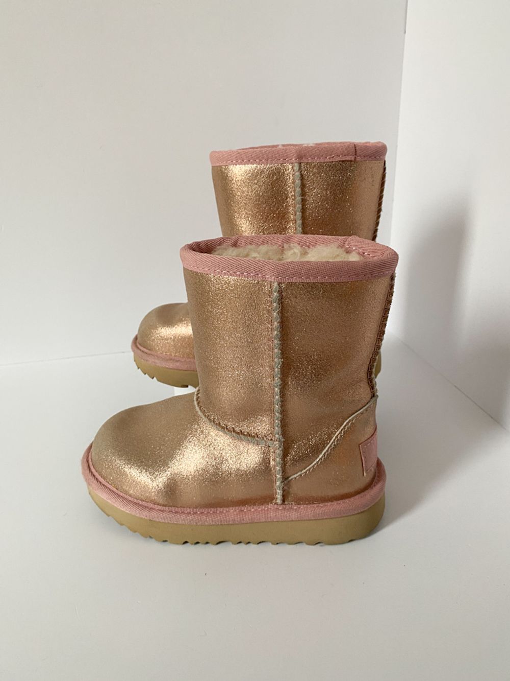 Угги Ugg, 24