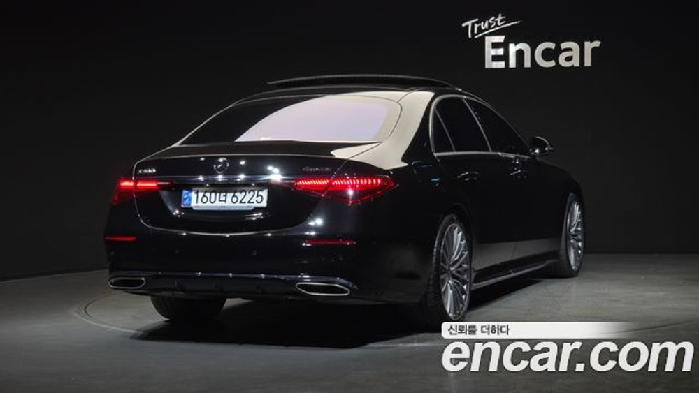 Mercedes-Benz S-Class S500L 4MATIC — 2024