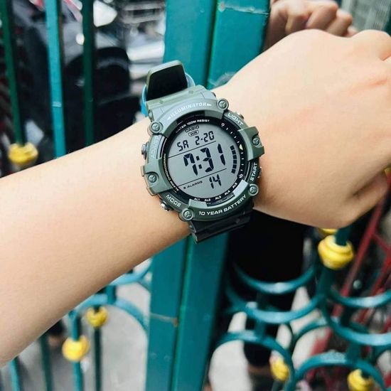 Электронные часы Casio AE-1500WHX-3AVDF