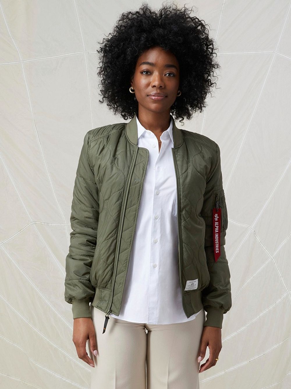 Куртка утепленная женская ALPHA INDUSTRIES L-2B QUILTED FLIGHT JACKET