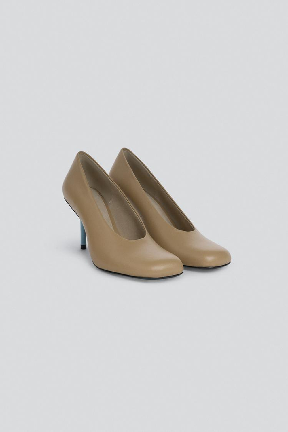 ZARA X BAISI GUADAGNINO КОЖАНЫЕ ТУФЛИ НА КАБЛУКЕ, СЕРЫЙ