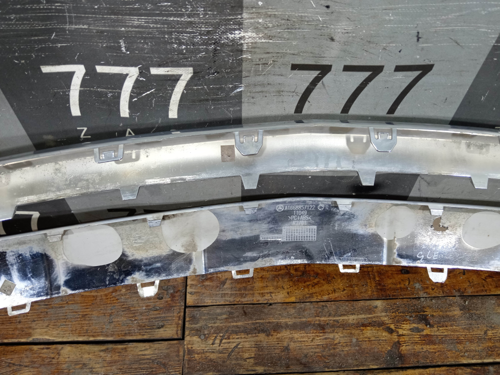 Накладка переднего бампера Mercedes ML GLE (W166) 15-18 Б/У Оригинал A1668857122