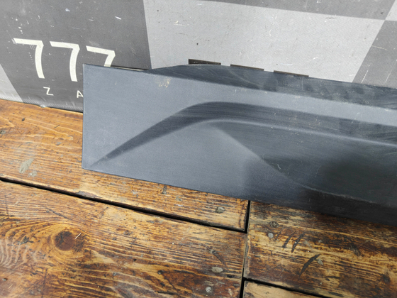 Накладка двери задней правой Geely Coolray 19-24 Б/У Оригинал 5081037900