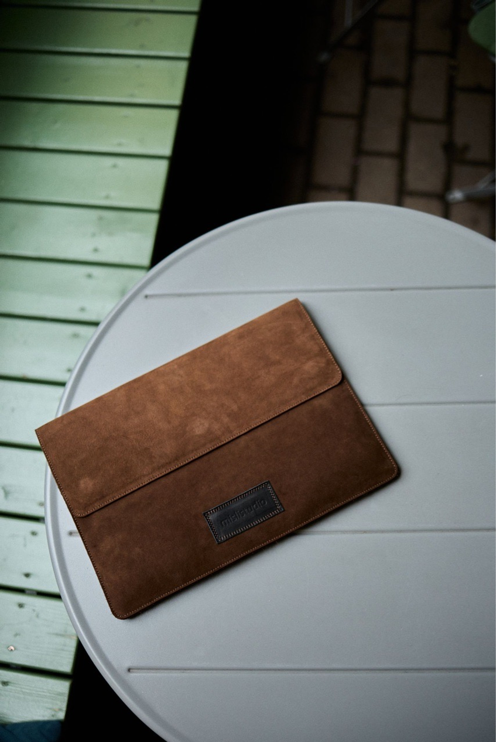 Laptop case brown mishka