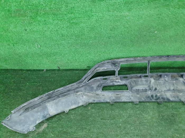 Юбка переднего бампера Mercedes GLC X253 19-22 AMG
