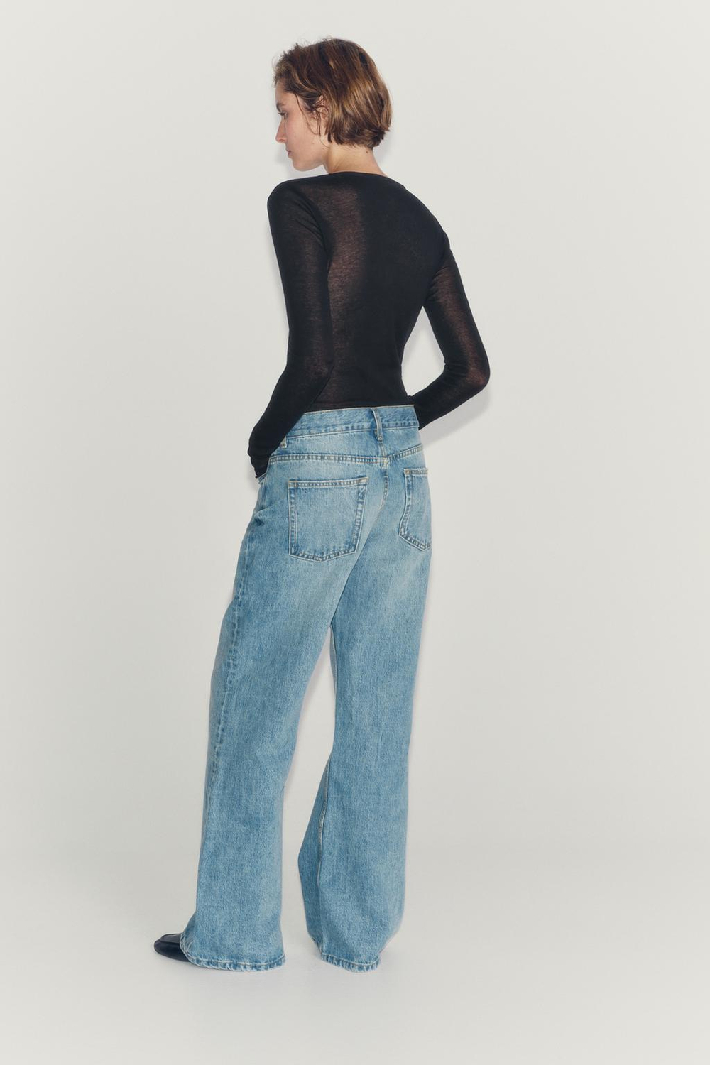 ZARA ДЖИНСЫ RELAXED FLARE С НИЗКОЙ ПОСАДКОЙ — ZW COLLECTION, ГОЛУБОЙ
