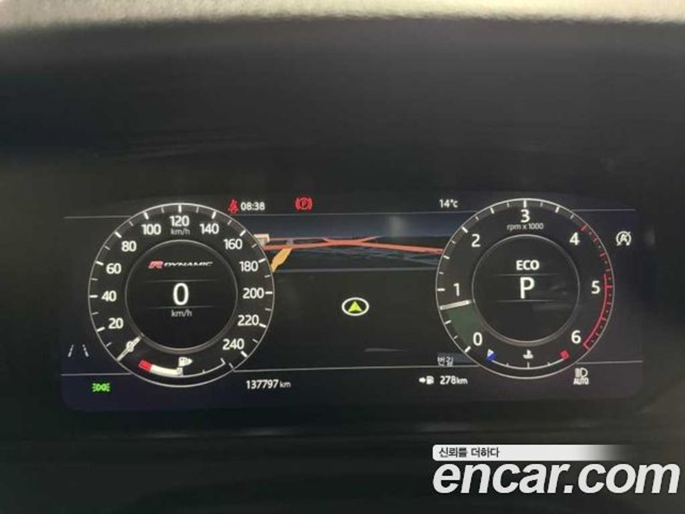 Land Rover Range Rover Velar 2.0 D240 R-Dynamic SE — 2018