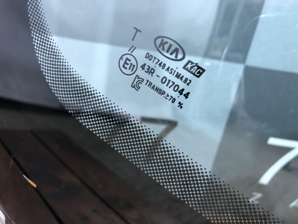 Стекло лобовое Kia Soul 3 (SK3) 19-нв Б/У Оригинал 6110K0010