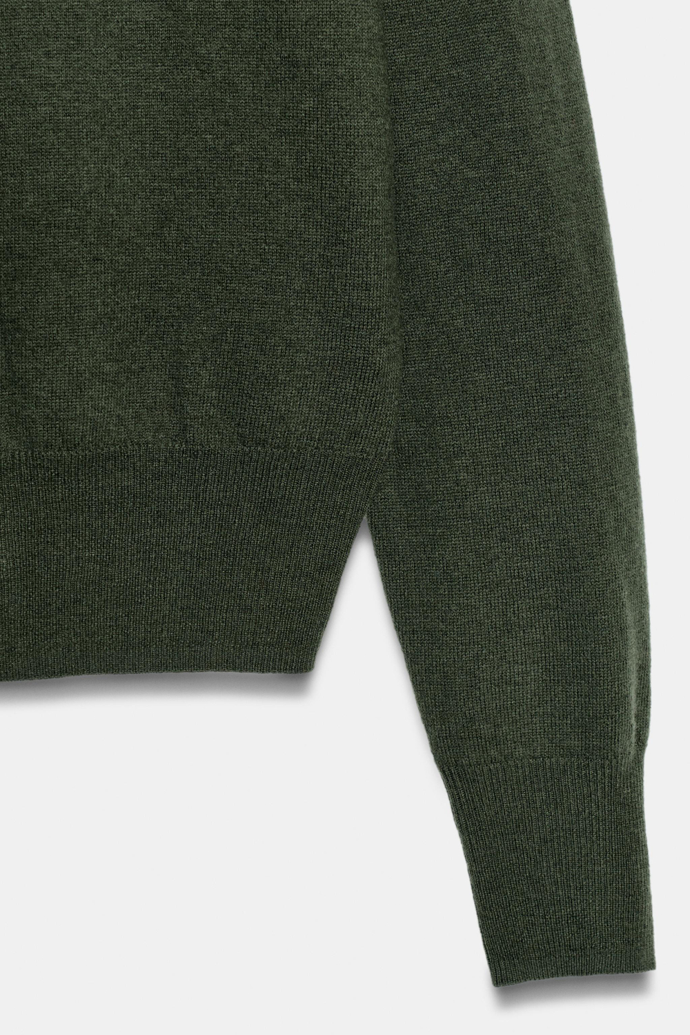 СВИТЕР ИЗ 100% ШЕРСТИ С V-ОБРАЗНЫМ ВЫРЕЗОМ — ZARA