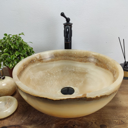 Раковина из оникса Bowl Yellow BO-60983 45x45x17 из натурального камня